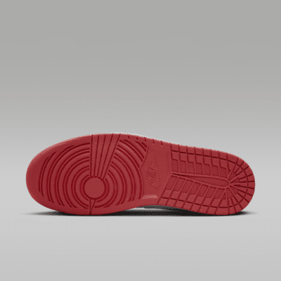 Air Jordan 1 Low SE Men's Shoes. Nike SG