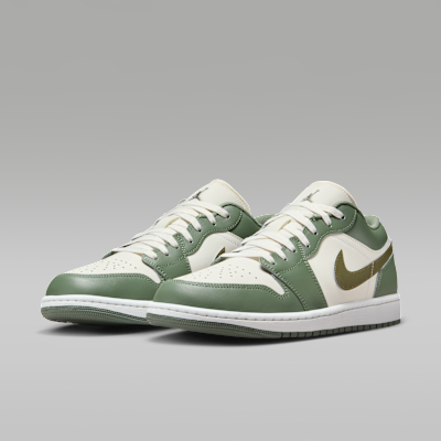 Air Jordan 1 Low Erkek Ayakkabısı