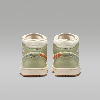 Jordan Air Jordan 1 Mid SE Kadın Ayakkabısı görsel 6