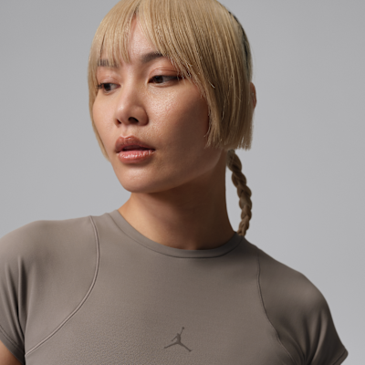 Playera de manga corta Dri-FIT para mujer Jordan Sport Flightweight