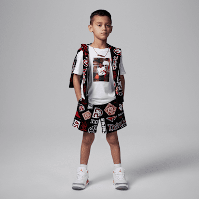 Playera MJ Photo Jordan para niño talla pequeña