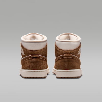 Jordan Air Jordan 1 Mid Kadın Ayakkabısı görsel 6