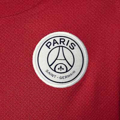 Paris Saint-Germain 2025 Stadium Goalkeeper Fourth Older Kids' Jordan Dri-FIT Football Replica Long-Sleeve Shirt