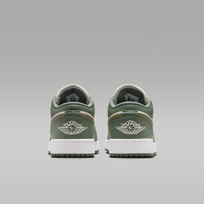 Air Jordan 1 Low Older Kids' Shoes