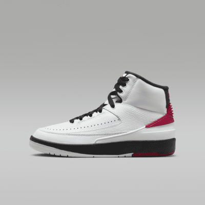 Air Jordan 2 Retro Older Kids' Shoes. Nike IE