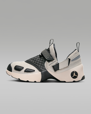 Женские кроссовки Jordan Trunner LX для бега
