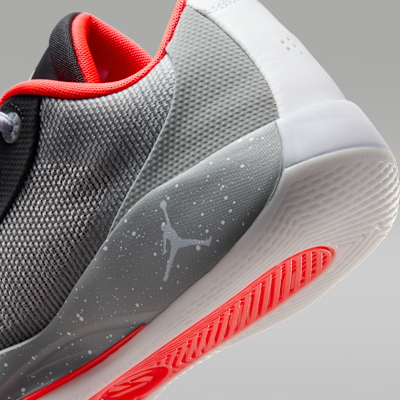 Luka .77 Basketball Shoes