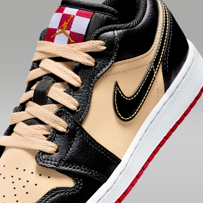 Air Jordan 1 Low SE Older Kids' Shoes