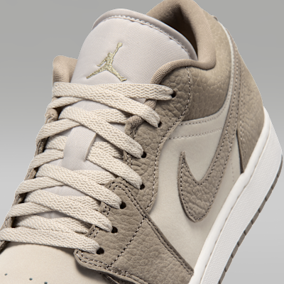 Jordan Air Jordan 1 Low Erkek Ayakkabısı görsel 7