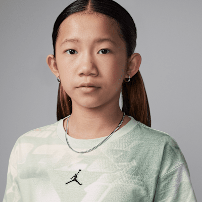 Playera estampada Triple Team para niños talla grande Jordan
