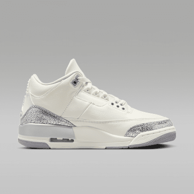 Air Jordan 3 Retro Women's Shoes