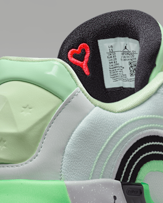 Luka 4 PF "Space Navigator"