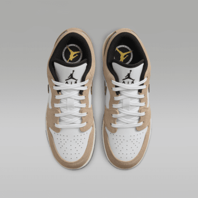 Air Jordan 1 Low SE Older Kids' Shoes