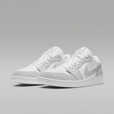 Air Jordan 1 Low Erkek Ayakkabısı