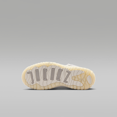Jordan 11 Retro "Pearl" Little Kids' Shoes