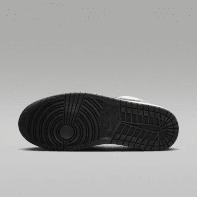 Air Jordan 1 Low SE Men's Shoes. Nike IL