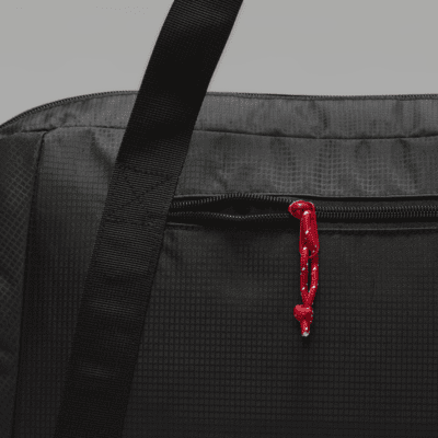 ジョーダン エッセンシャル ダッフルバッグ (15L)