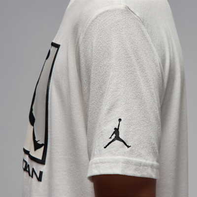 Jordan Flight Essentials Older Kids' Boxed Logo 3.0 T-Shirt