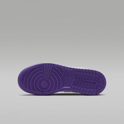 Air Jordan 1 Low Older Kids' Shoes