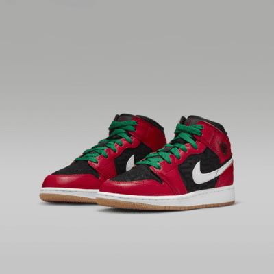 Air Jordan 1 Mid SE Older Kids' Shoes