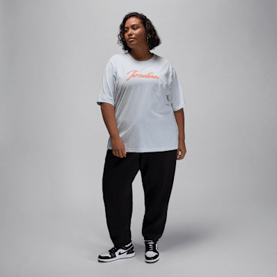 T-shirt com grafismo Jordan para mulher (tamanhos grandes)