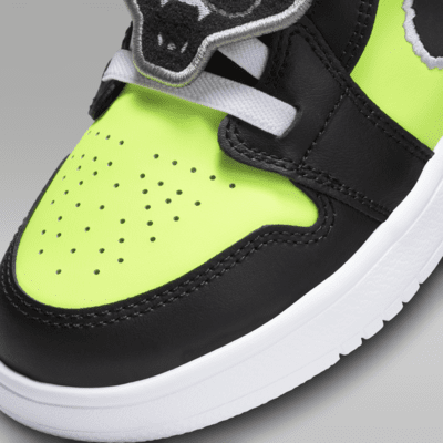รองเท้าเด็กเล็ก Jordan 1 Low Alt SE