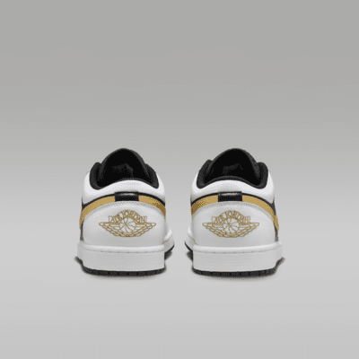 รองเท้าผู้ชาย Air Jordan 1 Low