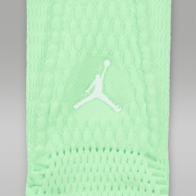 ถุงเท้าข้อยาวลดแรงกระแทก Dri-FIT ADV Jordan Unicorn (1 คู่)