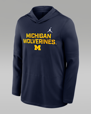 Мужские  Michigan Sideline Jordan Brand Dri-FIT College Long-Sleeve Hooded Top