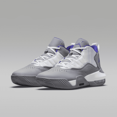 Jordan Stay Loyal 鞋款