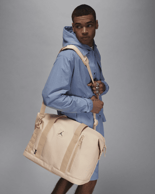 Jordan Flight Duffle Duffle Bag 35L . Nike LU