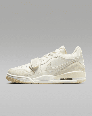 Женские кроссовки Air Jordan Legacy 312 Low