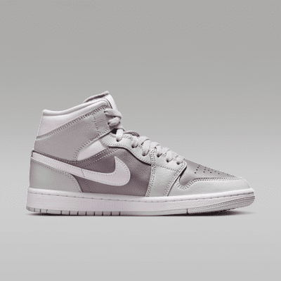 Air Jordan 1 Mid Women's Shoes
