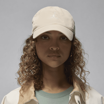 Jordan Club Cap Adjustable Unstructured Hat. Nike IN