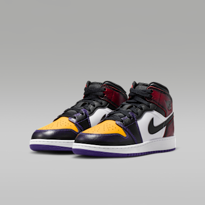 Air Jordan 1 Mid SE Big Kids' Shoes