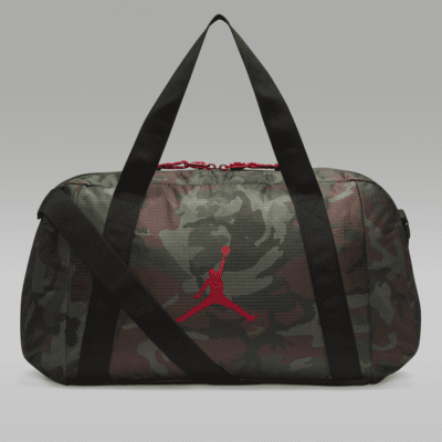 Jordan Essentials Duffle Big Kids' Duffle Bag (15L). Nike JP