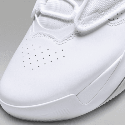 รองเท้าผู้ชาย Jordan Max Aura 4