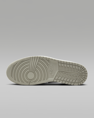 Air Jordan 1 Retro 低筒