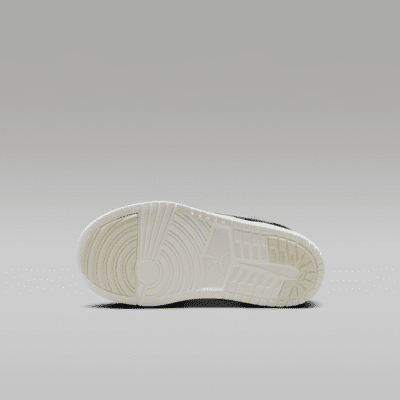 Jordan 1 Low Alt SE Younger Kids' Shoes