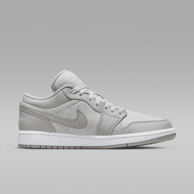 Air Jordan 1 Low SE Women's Shoe