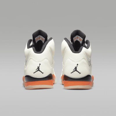 รองเท้า Air Jordan 5 Retro