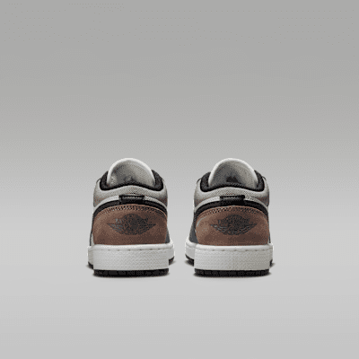 Air Jordan 1 Low Older Kids' Shoes