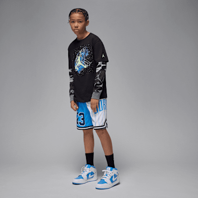 Jordan Big Kids' "Sky Is Not The Limit" Glow T-Shirt