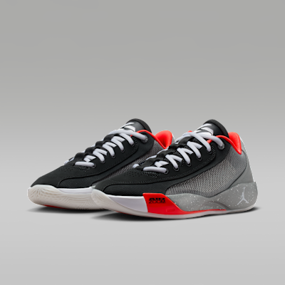 Luka .77 Basketball Shoes