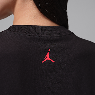 Jordan Sport Heritage Women's Dri-FIT Graphic T-Shirt