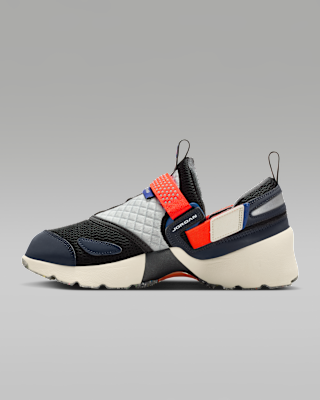 Unisex кроссовки Jordan Trunner LX для бега
