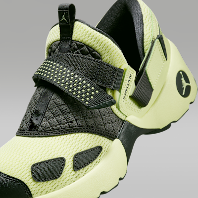 Chaussure Jordan Trunner LX pour femme