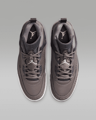 Jordan Spizike 低筒