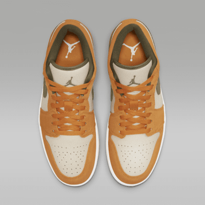 Air Jordan 1 Low SE Shoes. Nike IN