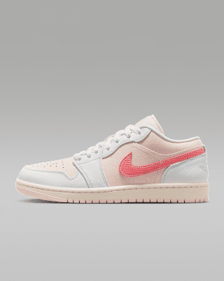 Женские кроссовки Air Jordan 1 Low SE